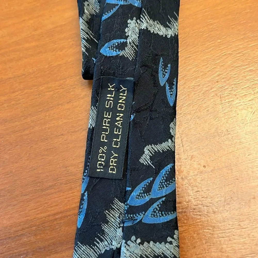 Giorgio Armani silk blue black tie